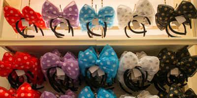 ディズニーの被り物5種類！カチューシャ・ファンキャップ・ハットをカップルや友達と使いこなせ