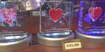 ディズニーランドでお土産に買いたい小物15選！プリンセスやお揃いグッズも