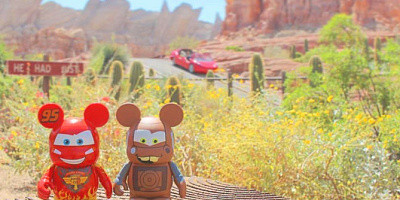 【カーズランド】アナハイムディズニーの人気アトラクション・グッズ・レストラン・ショップまとめ