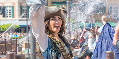 【2018】夏休みのディズニーの暑さ対策の持ち物＆楽しみ方！7月・8月のディズニー混雑予想まとめ！