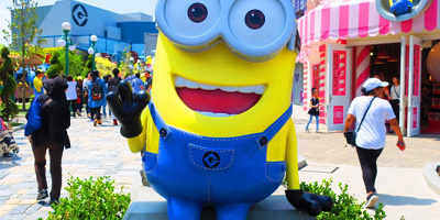 ミニオンはディズニーキャラに似ている？ライバル・ディズニーへの対抗、USJにミッキー！？