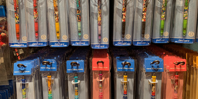 【3/1発売】ディズニーのシャーペン21種類！クルトガ・Dr Grip・デルガードのキャラクターデザイン！