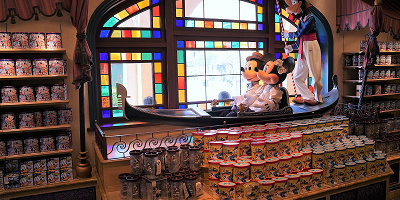 【TDS】お菓子専門店「マーチャント・オブ・ヴェニス・コンフェクション」！定番のチョコクランチも！