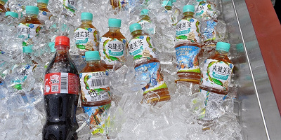 ディズニーで購入できる飲み物まとめ！ペットボトルの値段・種類・販売場所！おすすめのカップドリンクも！