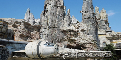 【最新】スター・ウォーズグッズ25選！東京ディズニーランドで買えるお土産まとめ！映画公開記念グッズも！
