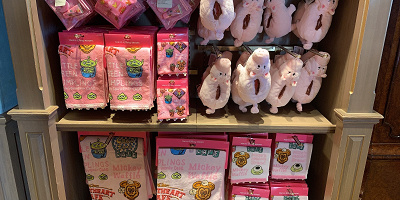【2/28発売】ディズニーパークフードグッズ11選！ピンクカラーがかわいいプレート＆タンブラーなど！