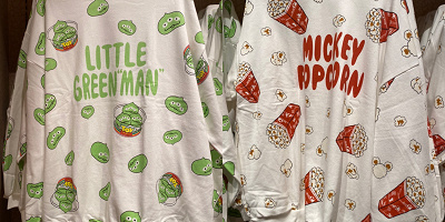 【再販】ディズニー新作Tシャツ＆トレーナー4選！「PUNYUS」コラボのパークフードデザイン！