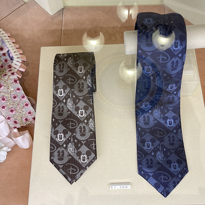 ミッキーのネクタイ