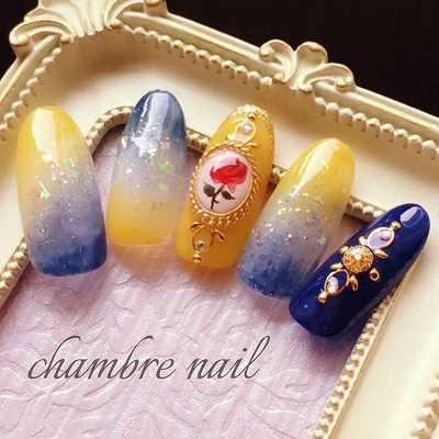 ステンドグラス風の美女と野獣ネイル キャステル Castel ディズニー情報