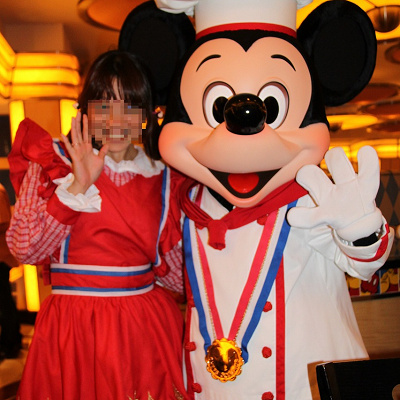 ベリーちゃんのワンピースを着用しました キャステル Castel ディズニー情報