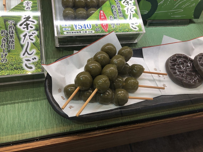 【おすすめ】京都旅行で食べてほしい絶品お団子8選！お土産にもなる京都のお団子は？