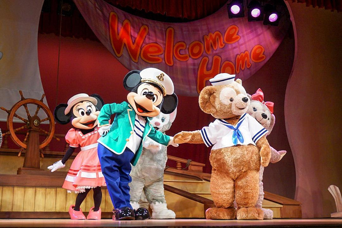 東京ディズニーランド シーのショーレストランの値段比較