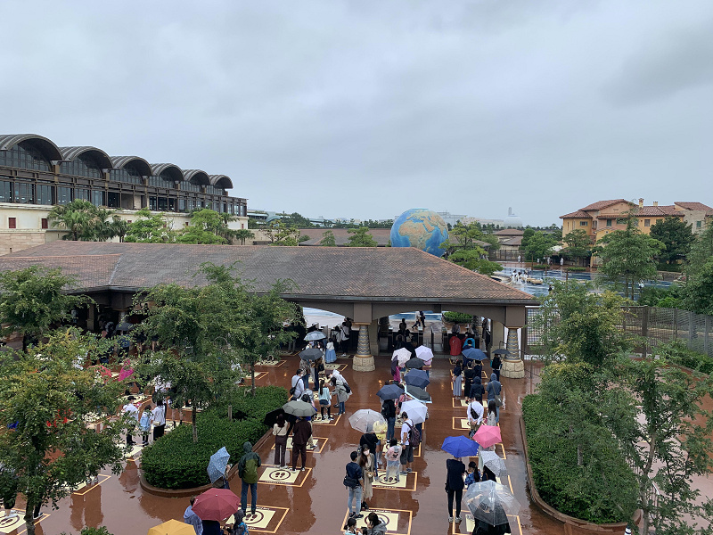 ディズニーシー 雨の日の楽しみ方7選 アトラクションに乗り放題 隠れミッキー