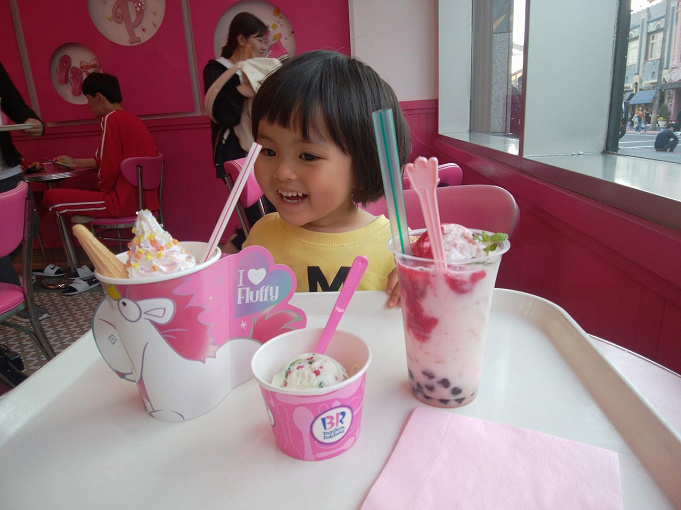 ユニバ タピオカドリンクのお店3選 パークとシティウォークで買える場所 値段 メニュー