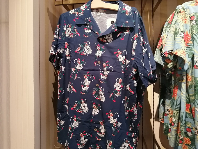 最新 ディズニーランド シーで買えるアロハシャツまとめ 夏のパークコーデにおすすめ