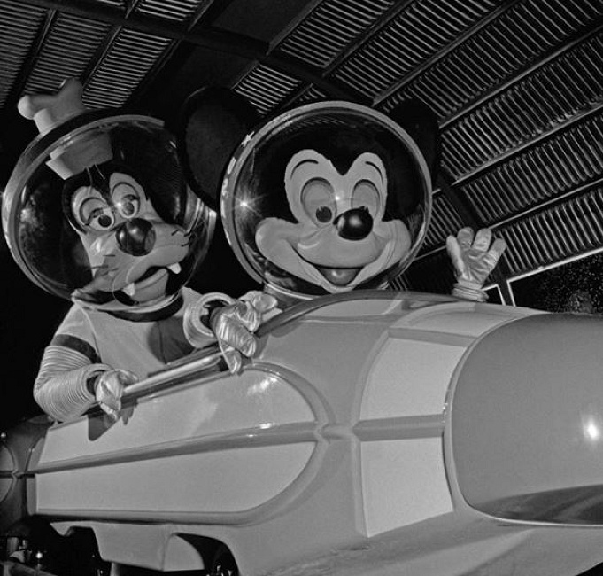 ディズニーの歴史 年表形式で振り返るディズニーランド シー 21年までの歩み