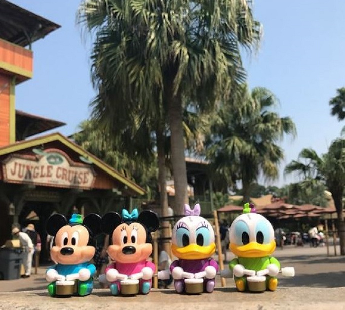 ディズニー限定ガチャガチャ カプセルトイ 場所やおもちゃの種類 季節限定品情報も