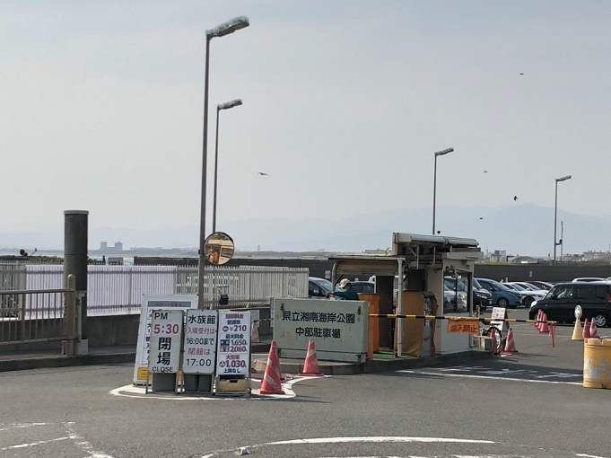 新江ノ島水族館 えのすい駐車場ガイド 主要な周辺駐車場の料金 混雑 注意点 アクセスまとめ