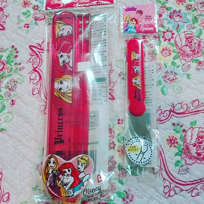 21 セリアで購入できるディズニーグッズまとめ キッチン用品や日用品を紹介