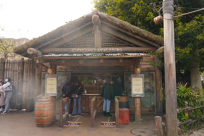 ディズニー ターキーレッグ チキンレッグ全4種まとめ スモークレッグと合う美味しいドリンクも紹介