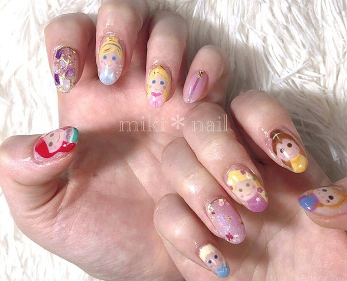 かわいい ディズニープリンセスネイルまとめ 大人にもおすすめの素敵なデザイン特集