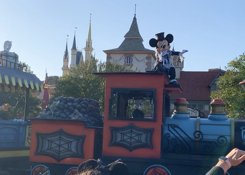 22 ディズニー ハロウィーンはいつからいつまで 仮装はできる イベント内容を予想