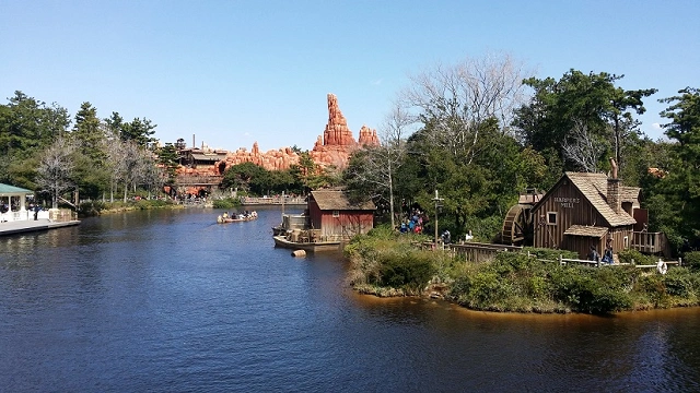 トムソーヤ島いかだ徹底攻略 おすすめの遊び方と4つの必見ポイントも うぉるとぶろぐ