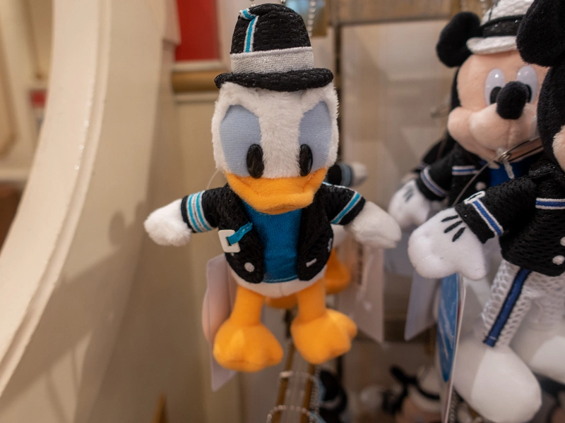 22 ディズニーのドナルドダックグッズ29選 ファンキャップやぬいぐるみがおすすめ