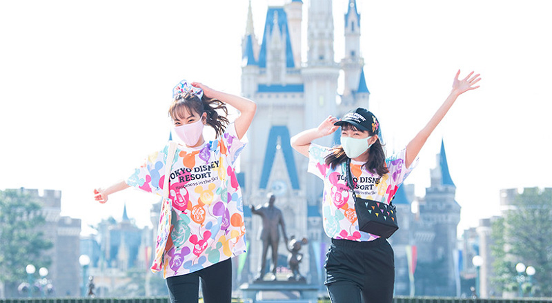 Tシャツを主軸にしたアクティブなスポーティーコーデ キャステル Castel ディズニー情報 Tシャツを主軸にしたアクティブなスポーティーコーデ キャステル Castel ディズニー情報