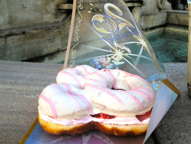 ディズニーシーのおすすめ軽食まとめ お肉 スイーツ 食べ歩きフードも ディズニーシーのおすすめ軽食まとめ お肉 スイーツ 食べ歩きフードも