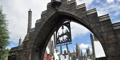 【2025】ユニバのハリーポッターエリア最新情報まとめ!アトラクション、グッズ、レストラン・フード情報