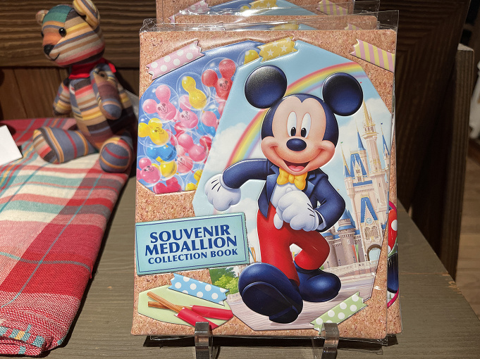 ディズニーランドのスーベニアメダル 全種類の場所 値段 ディズニーランドのスーベニアメダル 全種類の場所 値段