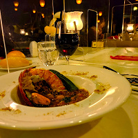 ディズニーで結婚記念日を過ごそう!おすすめプランを紹介!サプライズプレゼントや記念日シールで特別な日を演出しよう♡