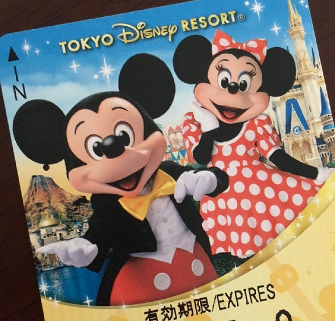 ディズニーリゾートライン フリーきっぷや定期券の料金やプラレール等のグッズ情報