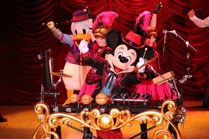 東京ディズニーシーでショーを楽しめるレストランはある 東京ディズニーシーでショーを楽しめるレストランはある