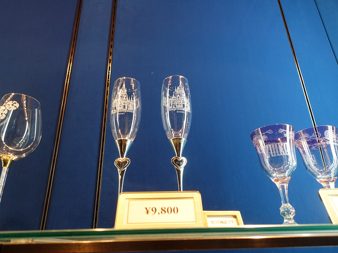 22 ディズニーのガラスグッズ21選 ガラスの靴 グラス 雑貨等 おそろい ペア 名入れグッズ 22 ディズニーのガラスグッズ21選 ガラスの靴 グラス 雑貨等 おそろい ペア 名入れグッズ