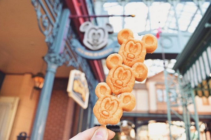 何する ディズニー待ち時間の暇つぶし9選 おすすめアプリ カップル 友達向けの方法