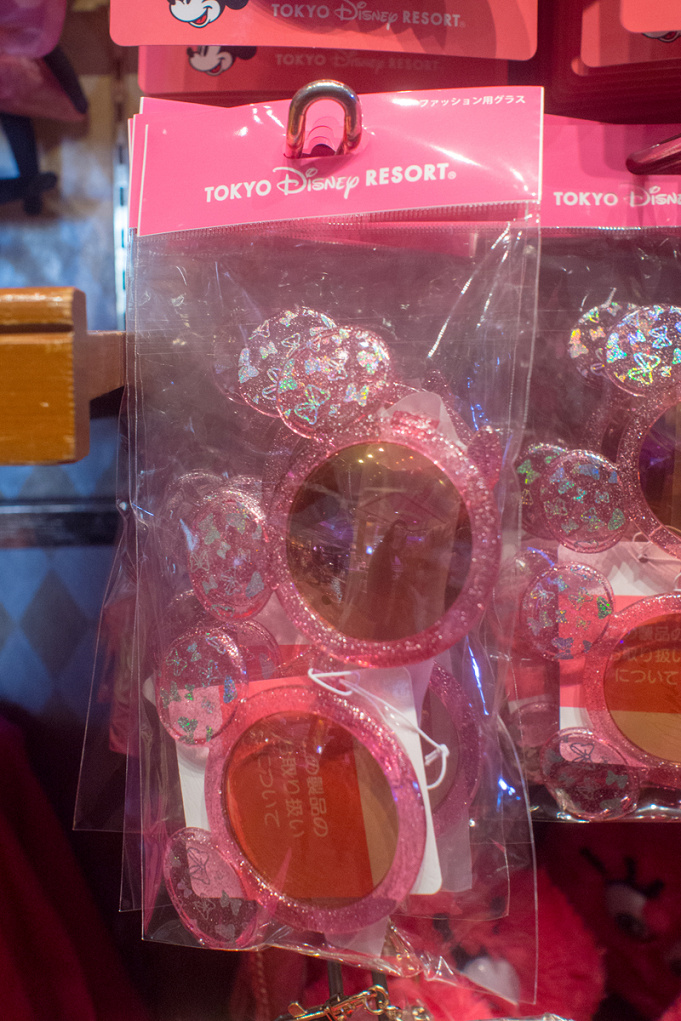 ディズニーランド シーで買えるめがね19選 キャラクターモチーフのファッショングッズ