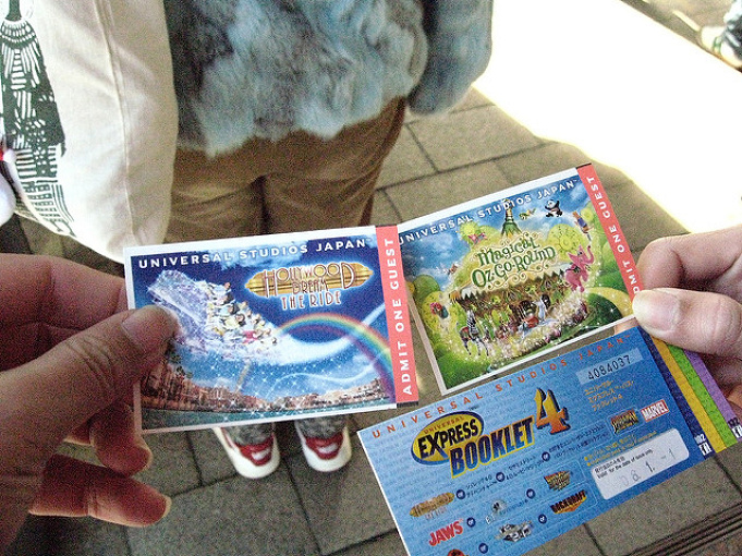 Usj 進撃の巨人 ザ リアル4 D 2徹底解説 待ち時間や整理券情報 18年はある