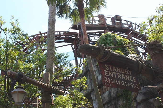 解説 レイジングスピリッツの 怖さ はどれくらい 軽減方法と怖さを感じる場所