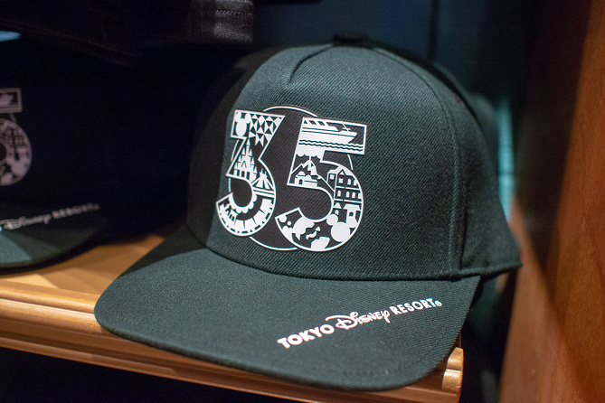 18 ディズニー35周年アディダスコラボグッズ13選 Tシャツ ジャージ リュック トートバッグが登場