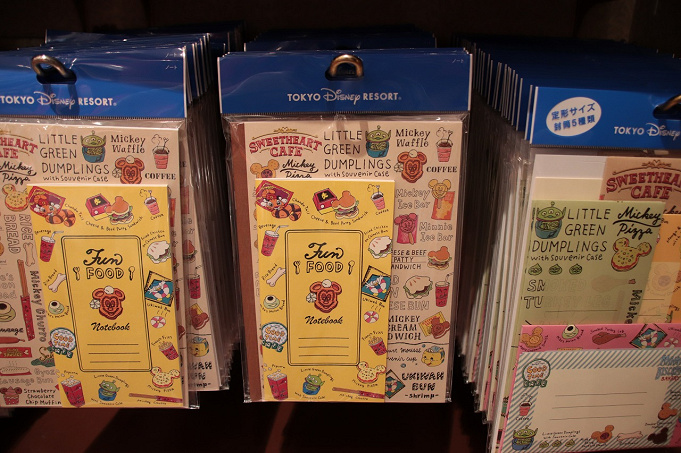 8 1発売 ディズニーフードメニューの最新グッズ12種類 ミッキーワッフルやアイスの文房具