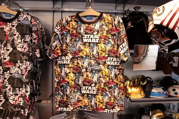 ディズニー スター ウォーズグッズ37選 8 R2 D2などtシャツ ポップコーンバケットまとめ