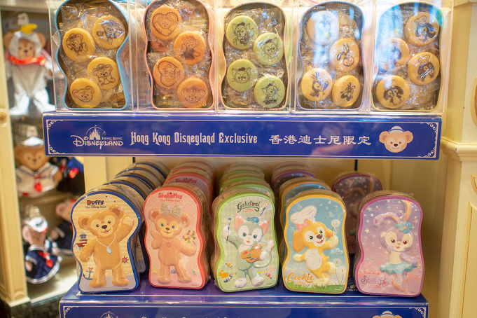 香港ディズニー 限定のダッフィーグッズまとめ 人気の名入れイヤーハットやクッキーグッズなど