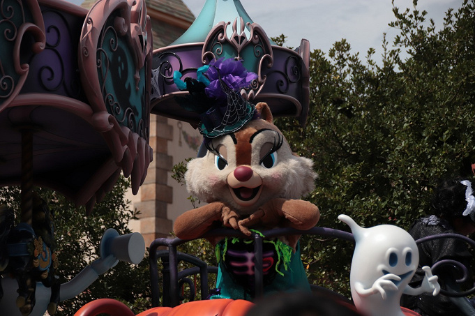 18 スプーキーboo パレード完全ガイド ディズニーハロウィンパレードの停止位置 キャラクター