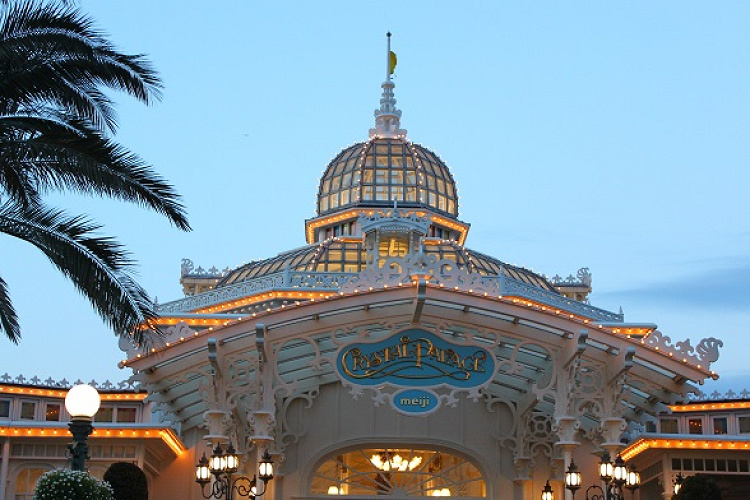 こんなたくさん ディズニーの飲み放題レストラン全店舗 フリー リフィルを楽しもう こんなたくさん ディズニーの飲み放題レストラン全店舗 フリー リフィルを楽しもう