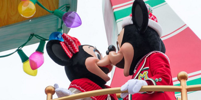 ディズニー冬の持ち物リスト!必需品&バッグ・服装のポイントまとめ!カイロやブランケット、マフラーなど!