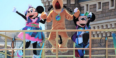 【2018】夏ディズニーの楽しみ方&7月・8月の混雑予想!持ち物と夏休み向けショー&パレードまとめ!