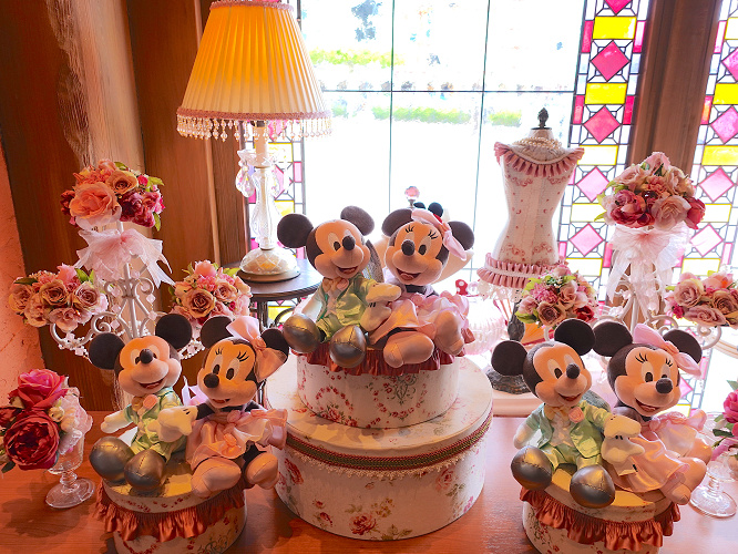 ディズニー結婚祝い ウェディング向けグッズ選 マグカップ フォトフレーム 名入れグラスやボールペン ディズニー結婚祝い ウェディング向けグッズ選 マグカップ フォトフレーム 名入れグラスやボールペン