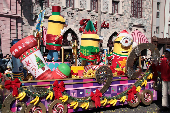 最新 Usjミニオンハチャメチャクリスマスパーティ攻略 パレード停止位置 出演キャラクターを紹介